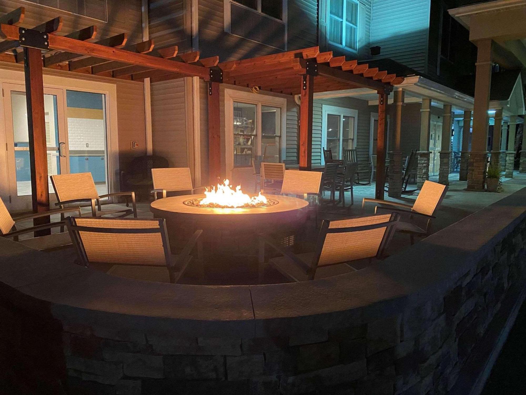 Country Inn & Suites By Radisson, Lehighton-Jim Thorpe, Pa Exterior foto